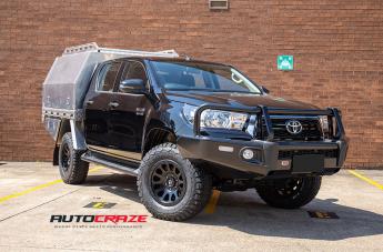 TOYOTA HILUX N80 4WD VECTOR MATTE BLACK